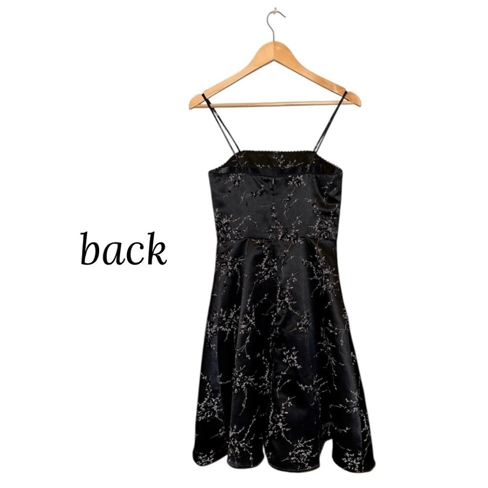 BYER TOO! Vintage Velvet-Floral Spaghetti Strap Tulle Lined Black Dress Junior 5 - Picture 8 of 16